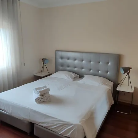 O Pomar In By Wave Algarve 3* 카바나스데타비라